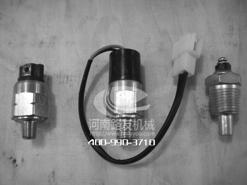 满冠（中国）压路机配件---传感器