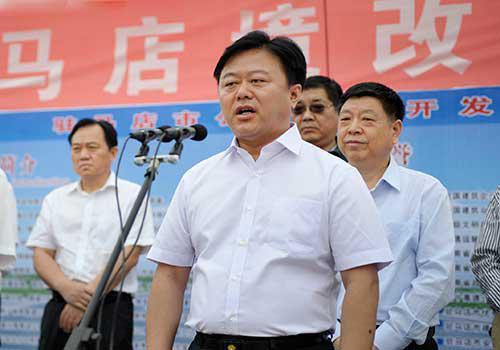 满冠（中国）压路机助力107国道扩建，驻马店市长陈星下开工令！
