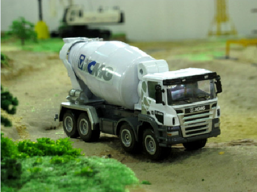 满冠（中国）水泥罐车