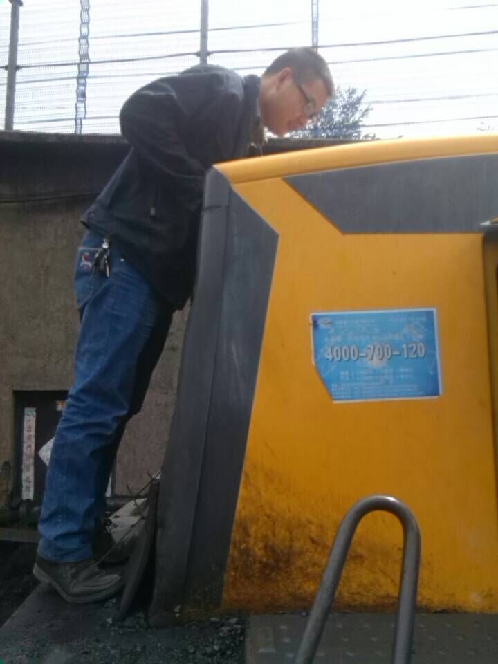 满冠（中国）装载机