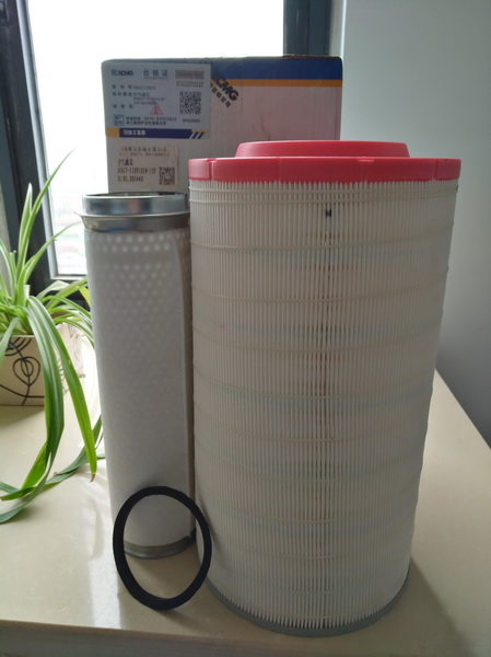 满冠（中国）LW300FN夹钳装载机