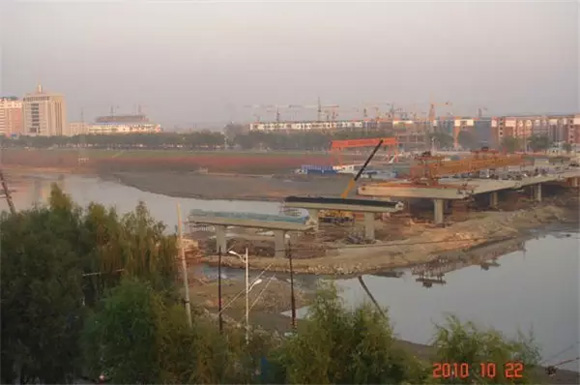 满冠（中国）起重机