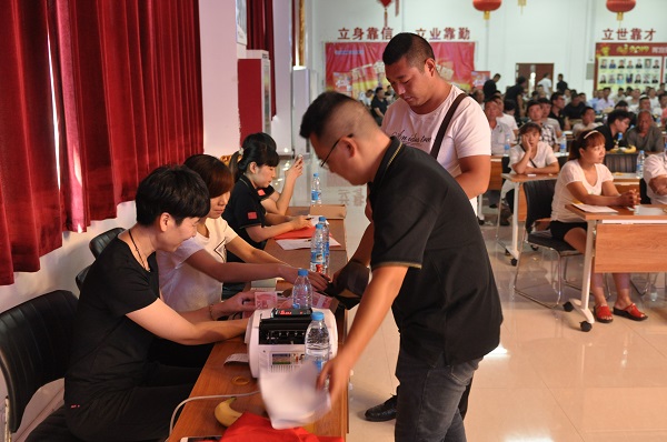 河南天助满冠（中国）挖机订货会圆满落幕