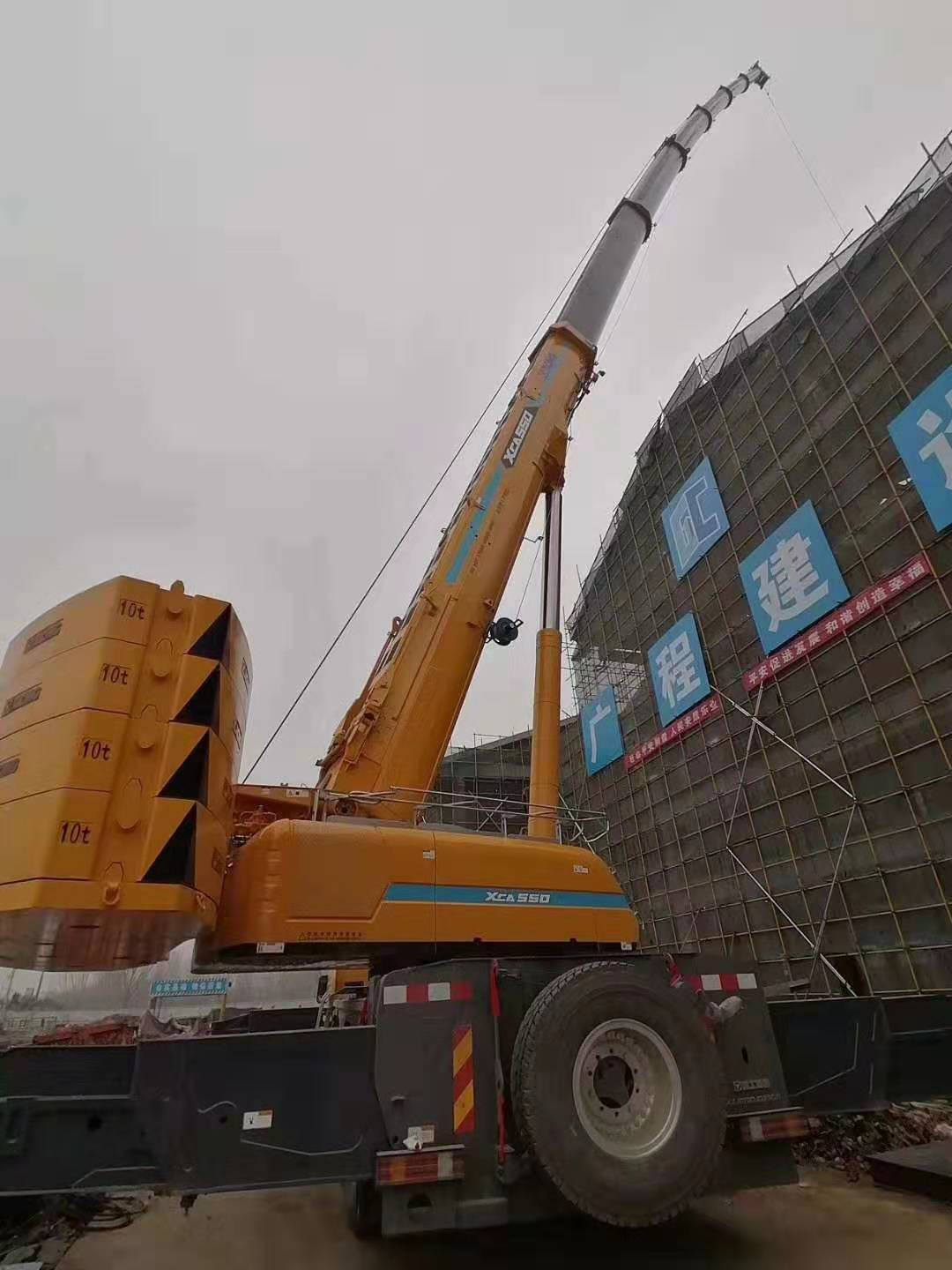 满冠（中国）XCA300吊车