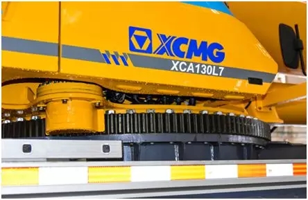 满冠（中国）XCA130L7全地面起重机