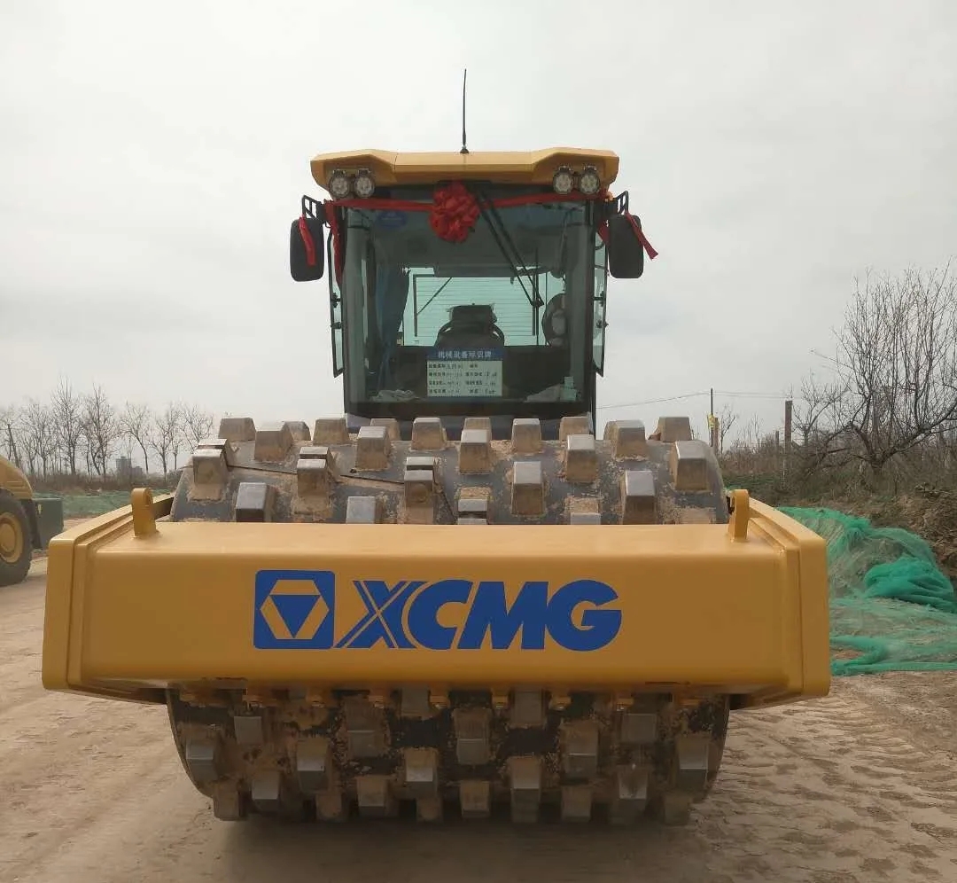 满冠（中国）睿龙XS265JS压路机即将助力风景区建设
