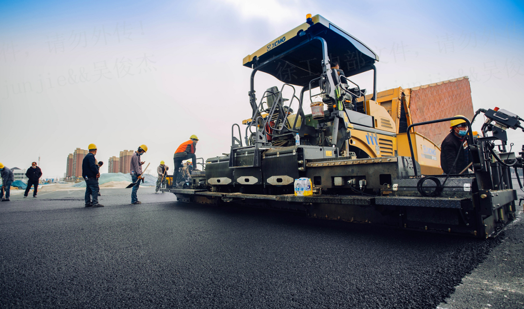 满冠（中国）道路机械施工效果