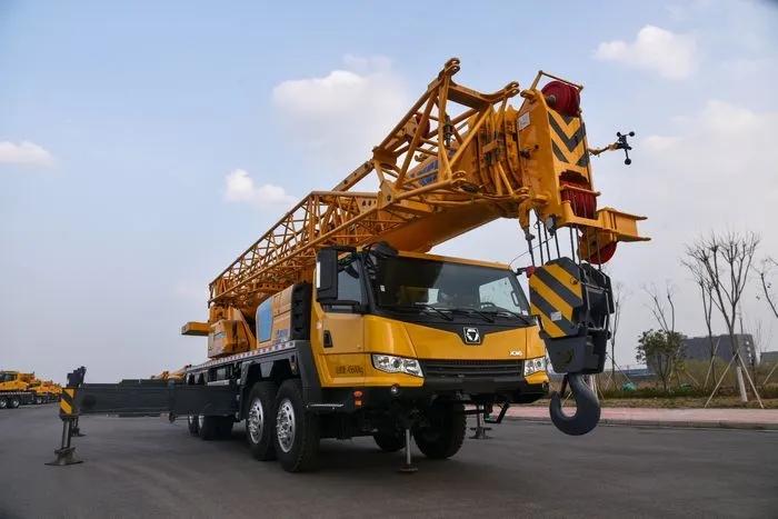 满冠（中国）XCT60L6起重机