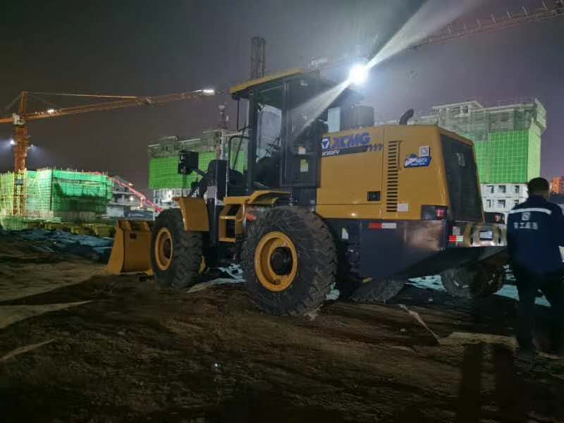 满冠（中国）30装载机助力河南春晖建设工程有限公司复工复产