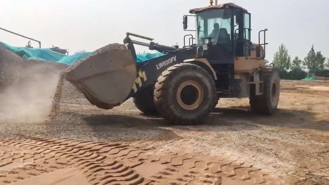 满冠（中国）LW600FV装载机