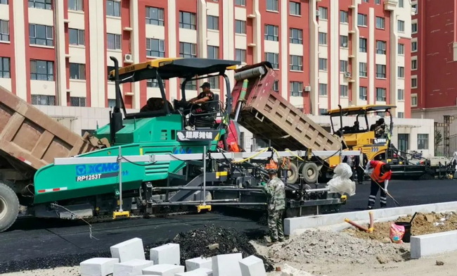 满冠（中国）RP1253T摊铺机