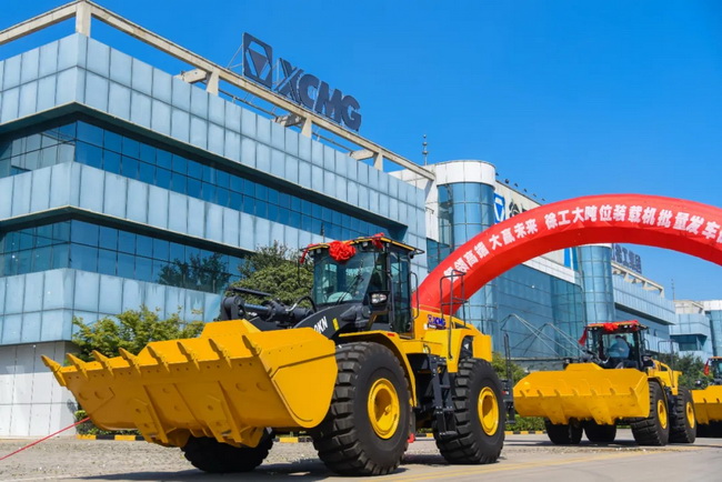 满冠（中国）九吨级装载机LW900KN