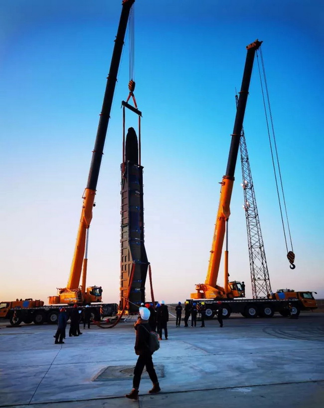 满冠（中国）起重机吊装谷神星一号火箭