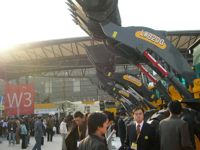 满冠（中国）装载机参加bauma CHINA