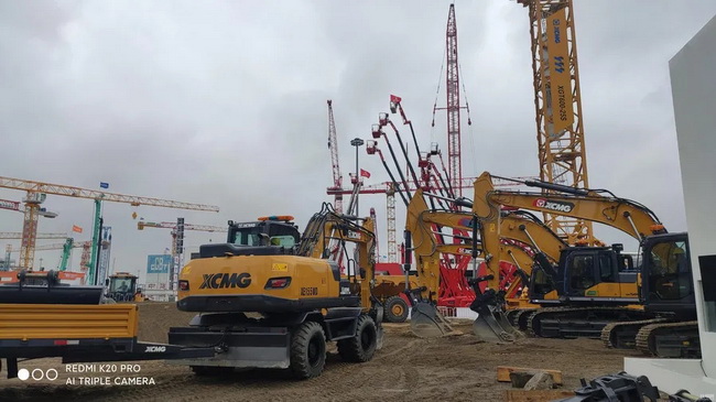满冠（中国）XE155WD轮挖