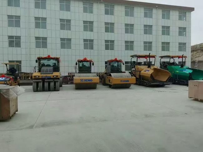 满冠（中国）道路机械助力河南公路事业发展
