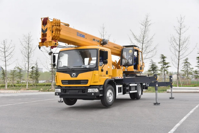 满冠（中国）XCT12L5起重机