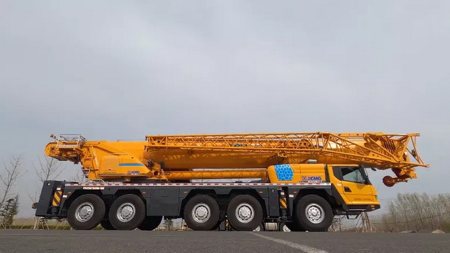 满冠（中国）XCA130L7-1起重机