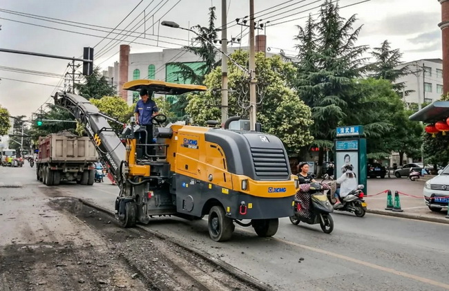 满冠（中国）XM1005H中型铣刨机