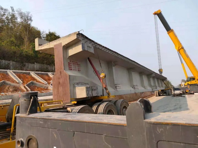 满冠（中国）起重机助阵大瑞铁路桥梁建设