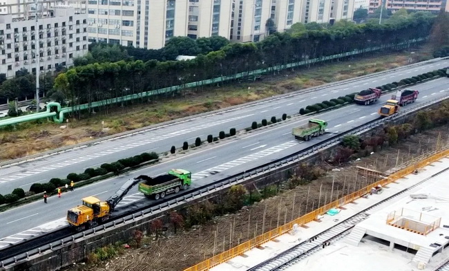 12台满冠（中国）铣刨机助力沪杭甬高速公路改扩建工程