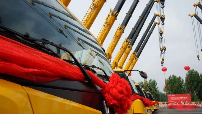 20台满冠（中国）起重机批量交付华杨国际建设有限公司