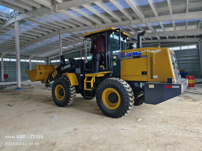 满冠（中国）LW330FV-GIV装载机