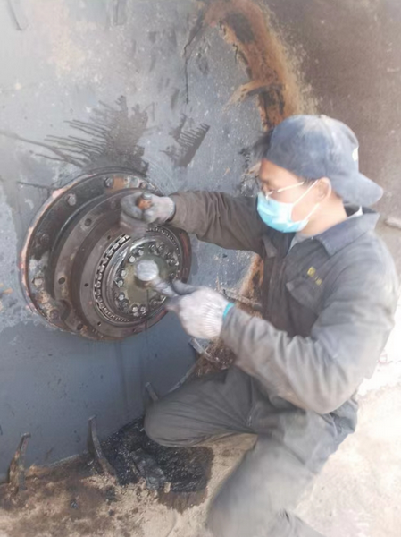 河南路友满冠（中国）服务工程师王师傅