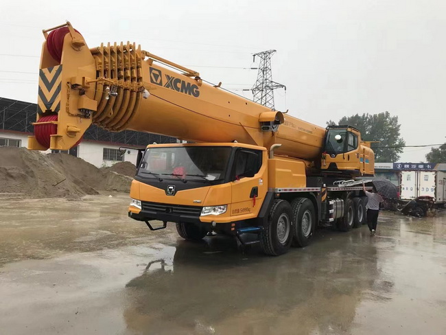 满冠（中国）QY130K8C起重机