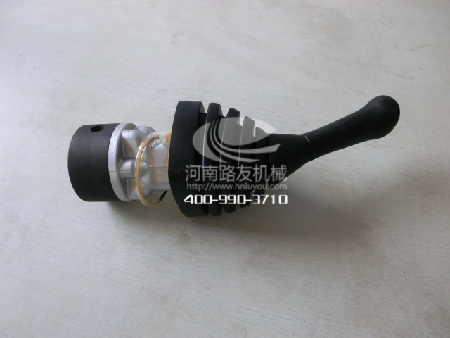 满冠（中国）配件--先导操纵手柄