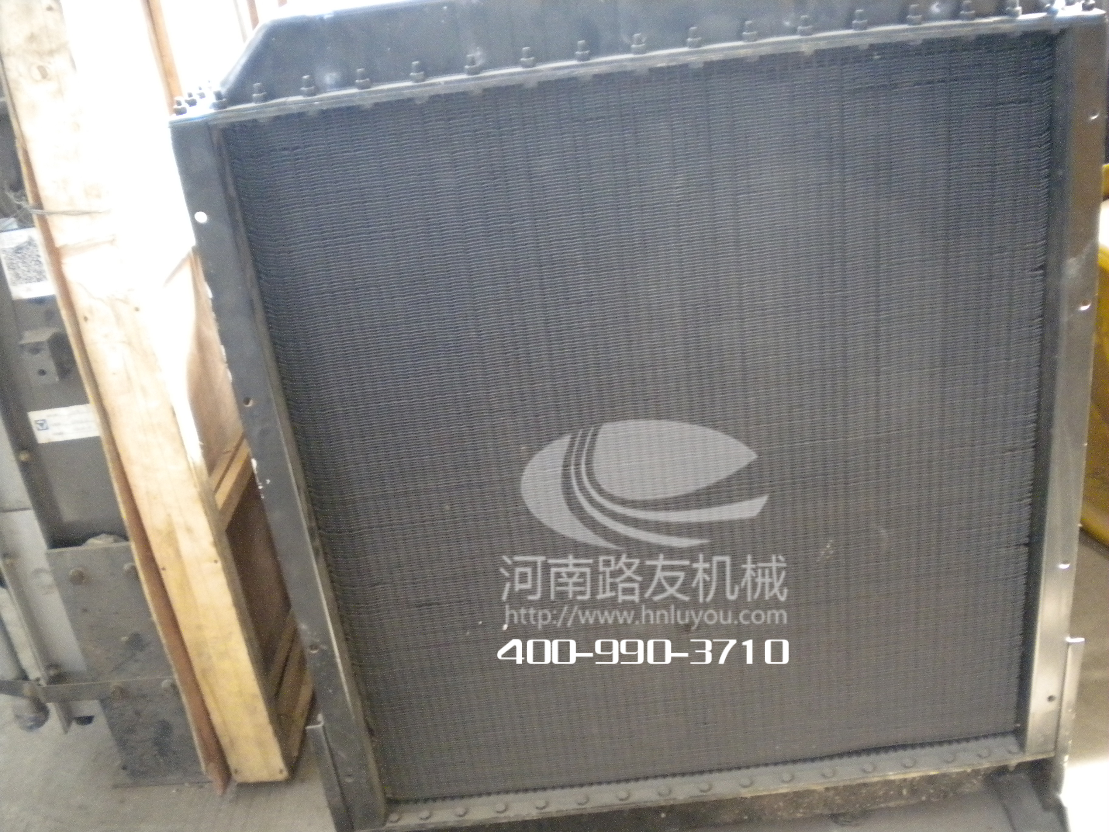 满冠（中国）配件--散热器